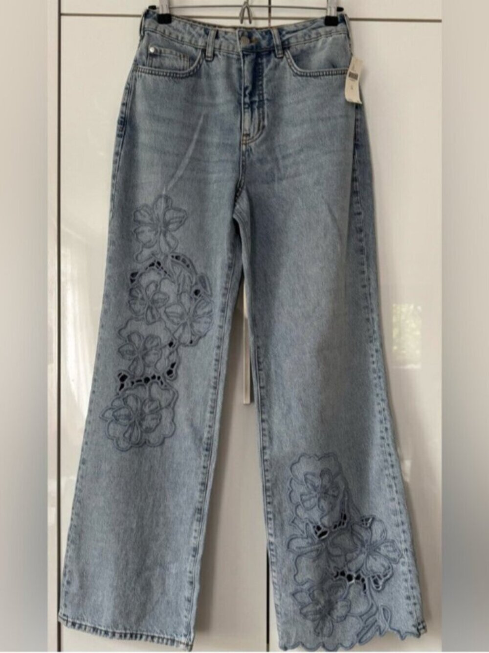 NWT Size 33 -Pilcro Austyn High-Rise Wide-Leg Embroidered Jeans Cotton (US$ 158)